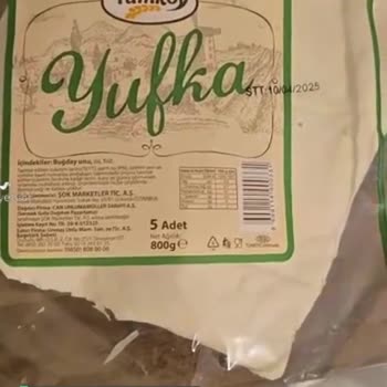 Şok Marketler Son Kullanma Tarihinden 4 Gün Önce Küflenen Yufka!