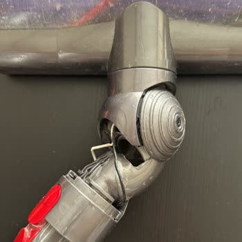 Dyson V10 Süpürge Başlığı Kırılma Sorunu