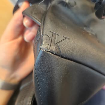 Calvin Klein Çanta Aşınma Sorunu Ve Yanıltıcı Görsel