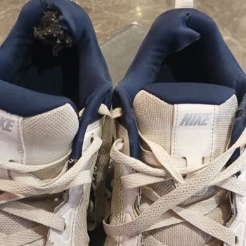 Nike Ayakkabıda Erken Deformasyon Sorunu