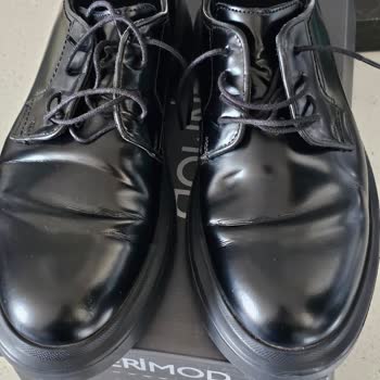 Rugan Ayakkabılar Ayaklarımı Yara Yaptı Ve Değişim Reddedildi