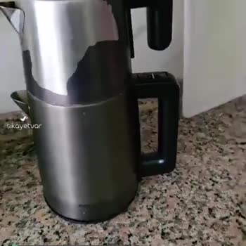 Grundig Çaycıda Soyulma Ve Düğmenin Sertliği!