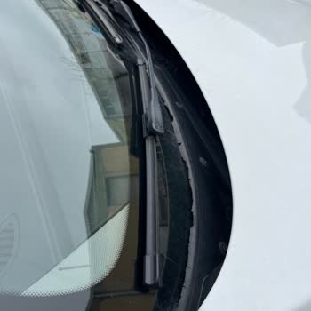 BMW Joy Plus Ön Cam Fitil Sorunu