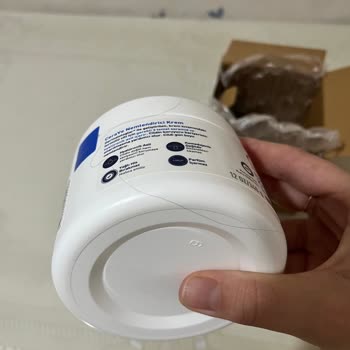 Cerave Feuchtigkeitscreme Haare und fehlender Schutz, möglicher Gebrauchtzustand