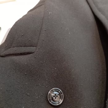 Mango Kabanın Hayal Kırıklığı Yaratan Kalitesi