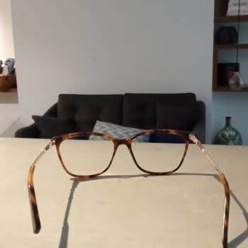 Gözlük Sapı Sorunu Ve Garanti Problemi