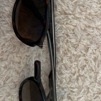 Dayanıksız Gözlük Ve İlgisiz Müşteri Hizmetleri