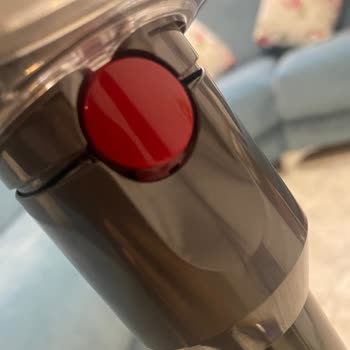 Dyson Süpürge Boru Girişi Sorunu Ve Yetersiz Müşteri Hizmeti