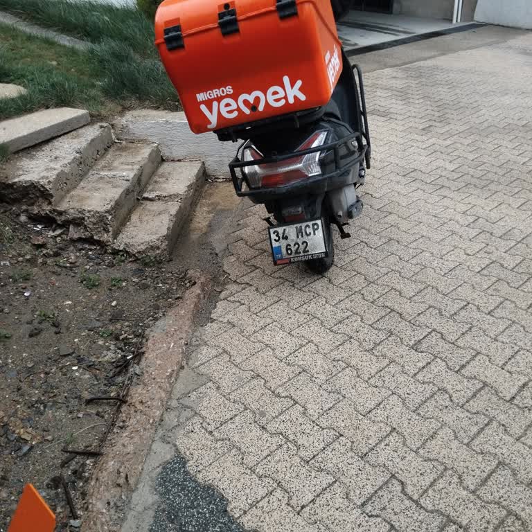 Site İçerisinde Kurye İhlali