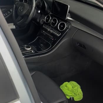 Mercedes Aracımda Su Sızıntısı Ve Servis Gecikmesi