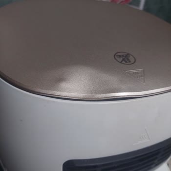 Philips Airfryer Üst Kısmı İçine Çöktü
