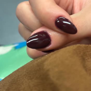 Aceleye Getirilen Manikür Hayal Kırıklığı Yarattı