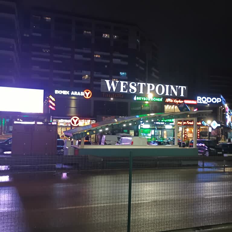 Bursa Şubesinde Hizmet Kalitesi Düşüşte