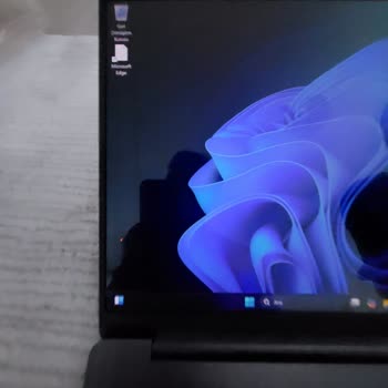 Lenovo Yoga Slim 6: Ekran Yanığı Ve Teknik Servis Sorunları