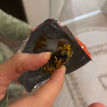 Doritos Peynirli'den Çıkan Gizemli Madde