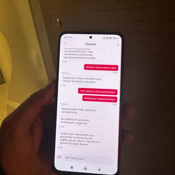 McDonald's Siparişimde Eksik Ürün Ve Dökülen Kolalar Şoku