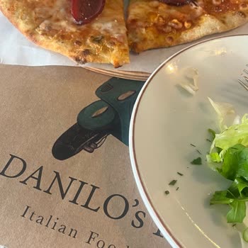 Danilo's Pizza Restoranda Hijyen Sorunu Ve Kötü Muamele