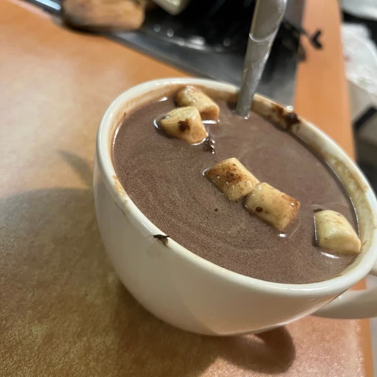 Sıcak Çikolatadan Çıkan İstenmeyen Sürpriz