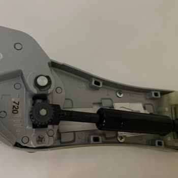 Mutfak Dolabı Amortisör Sorunu Ve Yardım Talebi