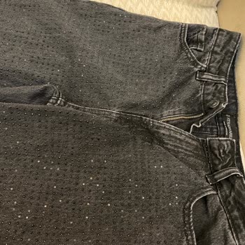 Boncuklu Pantolonun Yıkama Sonrası Sorunu