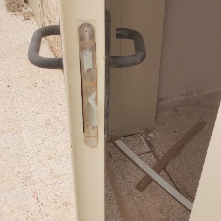 Gold Yapı İnşaat (Gaziantep) İlgilenecek Bir Personel Muhatap Yok