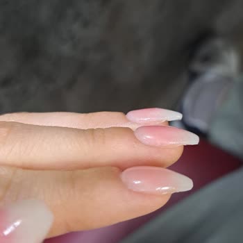 Miray Erken Güzellik Merkezi Protez Tırnak Kabusu: Hijyen Ve Zaman Yönetimi Sorunu!