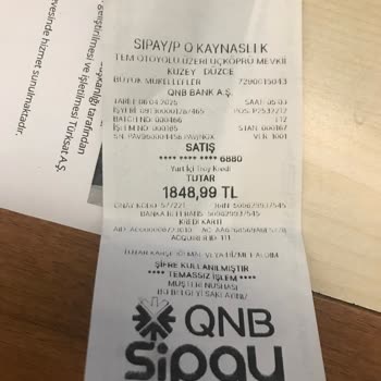 Petrol Ofisinde Yakıt Taşması Ve Fazla Ücret Şoku