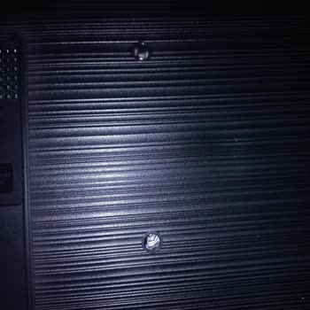 Samsung TV Montajında Vida Eksikliği Sorunu