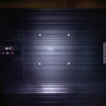 Samsung TV Montajında Vida Eksikliği Sorunu