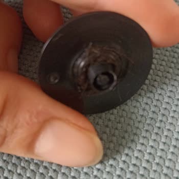 Süpürge Parçalarının Dayanıksızlığı Ve Servis Sorunu