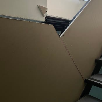 Just English Eğitim Kurumunda Hayal Kırıklığı Ve Sorunlar!