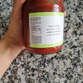 Bebek Salçasında Küf Ve Yetersiz Bilgilendirme