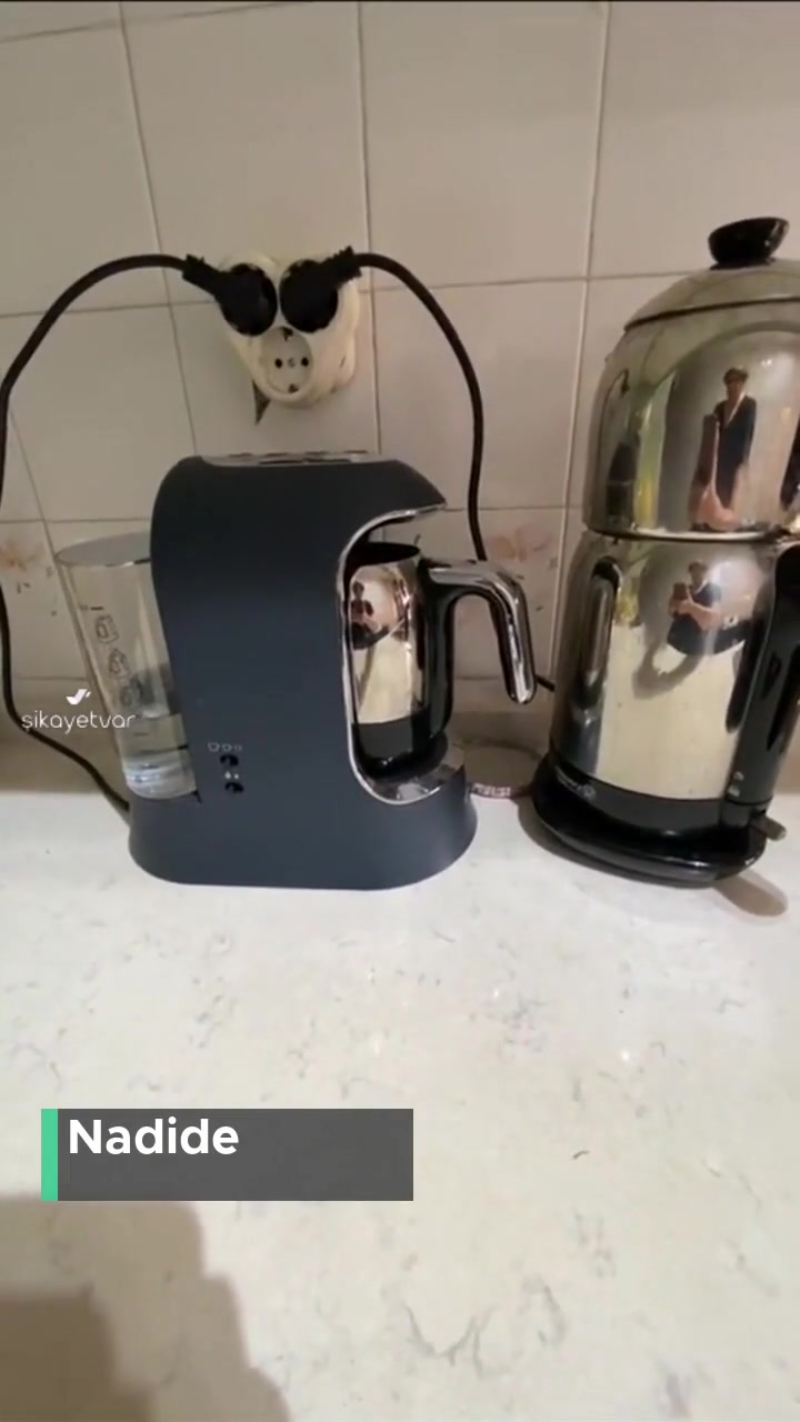 Korkmaz Mutfak Eşyaları Bozuk Kahve Makinesi ve Çözümsüzlük videonun kapak resmi