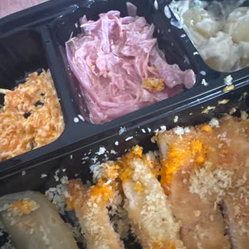 Yemeksepeti Ve Klaus Schnitzel'den Bayat Ürün Sorunu