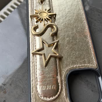 Kılıfın Rengi Akıyor, Değişim İstiyorum