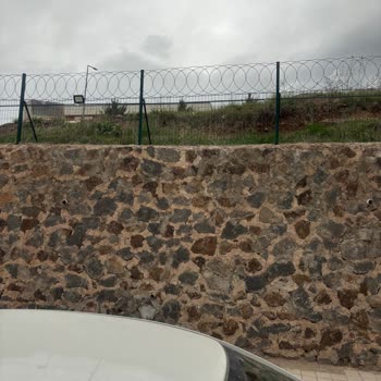 Tehlike Saçan Toprak Ve Kayalar İçin Acil Önlem Çağrısı