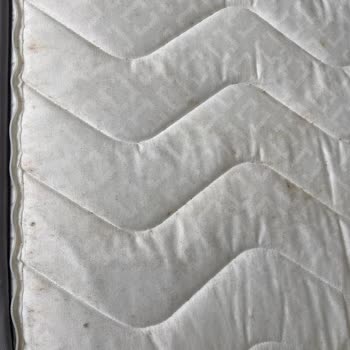 Yataş Yatakta Gizemli Lekeler: Ayıplı Mal İsyanı