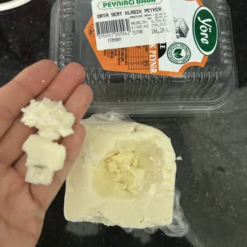 Küflü Peynir Şoku: Sağlığımız Hiçe Sayılıyor!