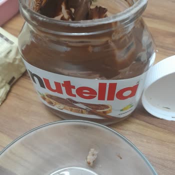 Nutella'dan Çıkan Tuhaf Madde Şoku