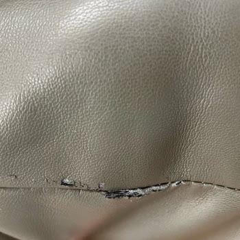 Pull & Bear Montunda Deri Soyulması Ve Yetersiz Müşteri Hizmeti