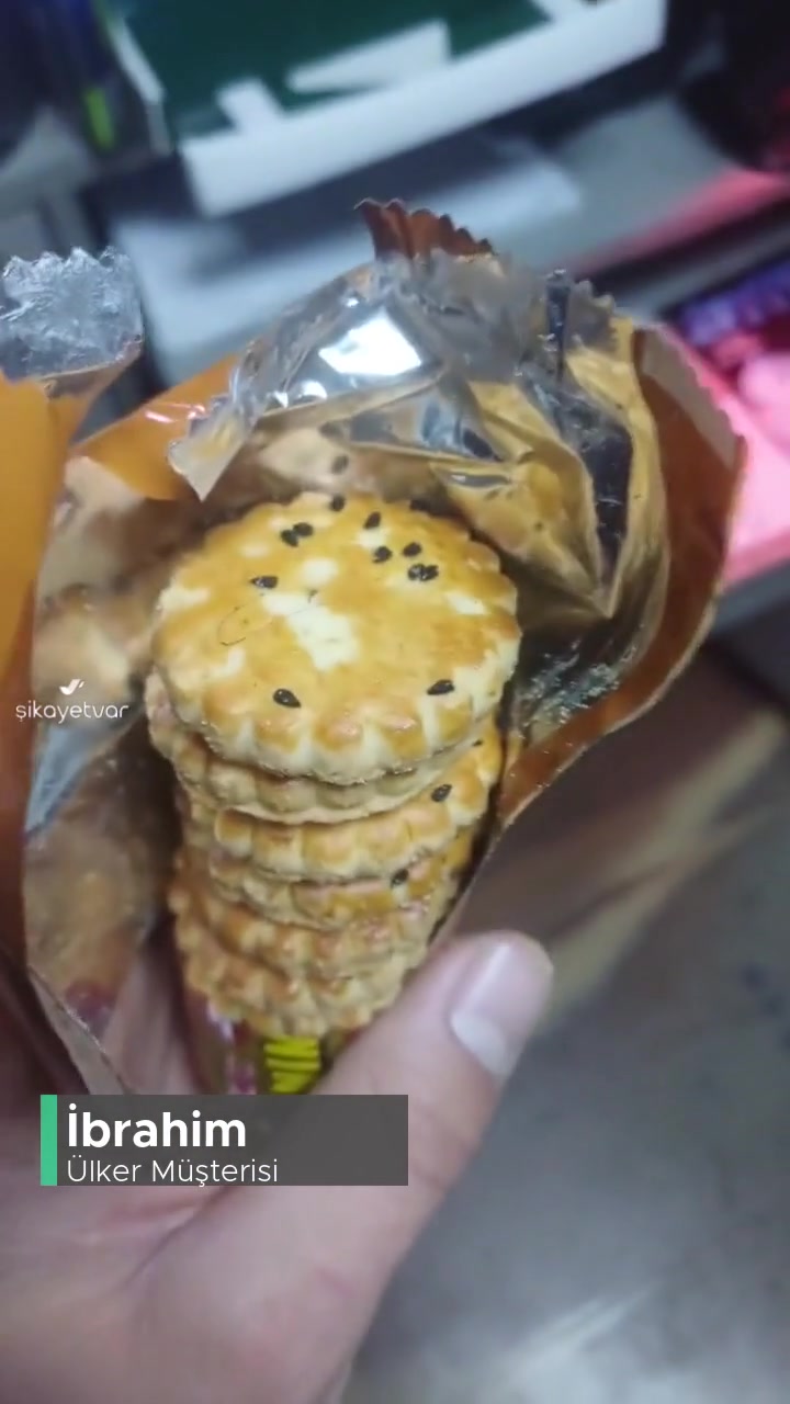 Ülker Mahlepli Ürünün İçinden Çıkan Kıl videonun kapak resmi