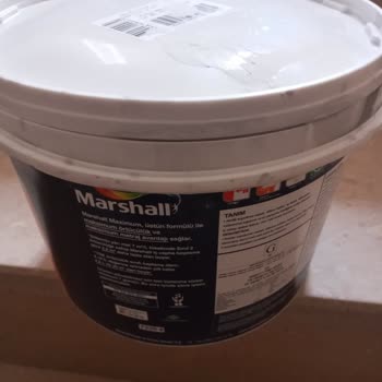 Marshall Boya: Renk Yanıltması Ve İlgisizlik