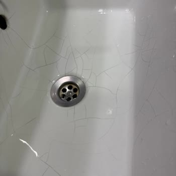 Cerastyle Banyo Lavabosunda Erken Çatlak Problemi