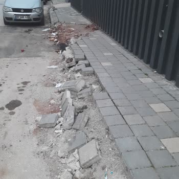 Otopark Su Sızıntısı Ve İlgisiz Hizmet