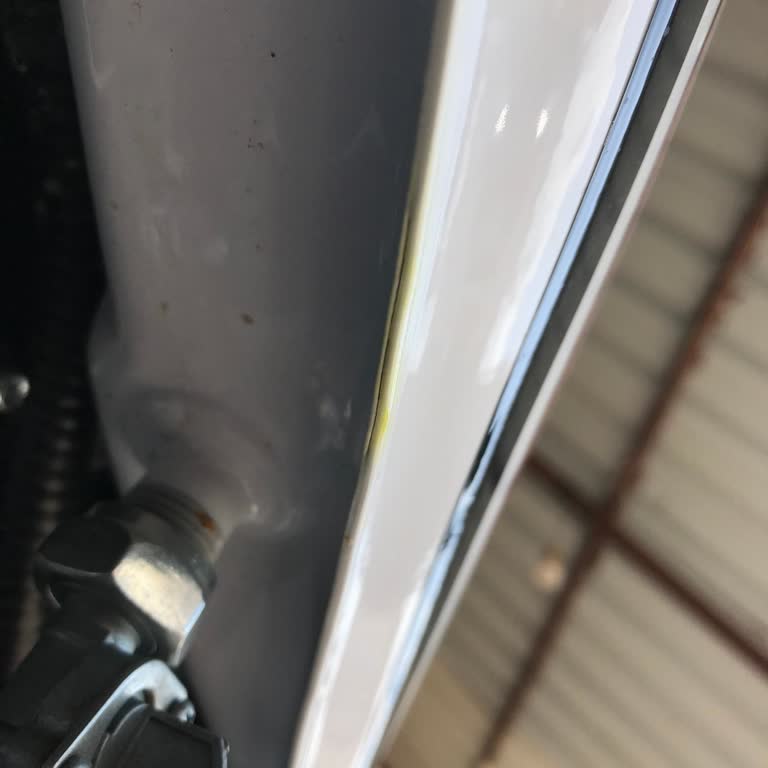 Kuba Motor Sıfır Motorun Deposundaki Çatlak Tehlike Saçıyor