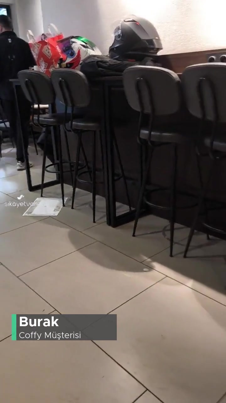 Coffy Bakırköy Şubesinde Temizlik Skandalı videonun kapak resmi