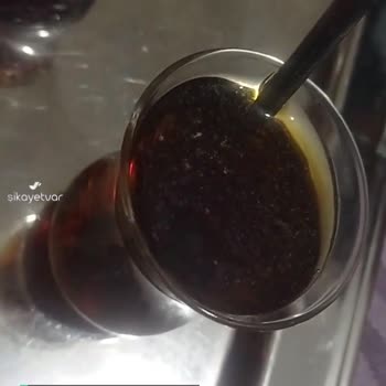A101 Petek Marka Şekeri İ Çaya Atınca Çayın Özerinde Küf Tabakası Yağ Gibi Bir Katman Çıkıyor