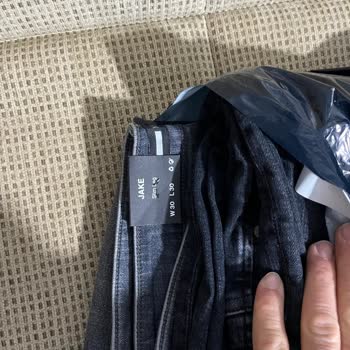 Mavi'de Değişim Süresi Sorunu: Kullanılmamış Pantolonlar İade Edilemiyor