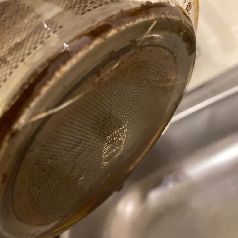 Cam Demlik Çatlaması Ve Müşteri Hizmetleri Sorunu