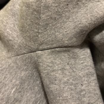 Nike Eşofman Altında Beklenmedik Kalite Sorunu